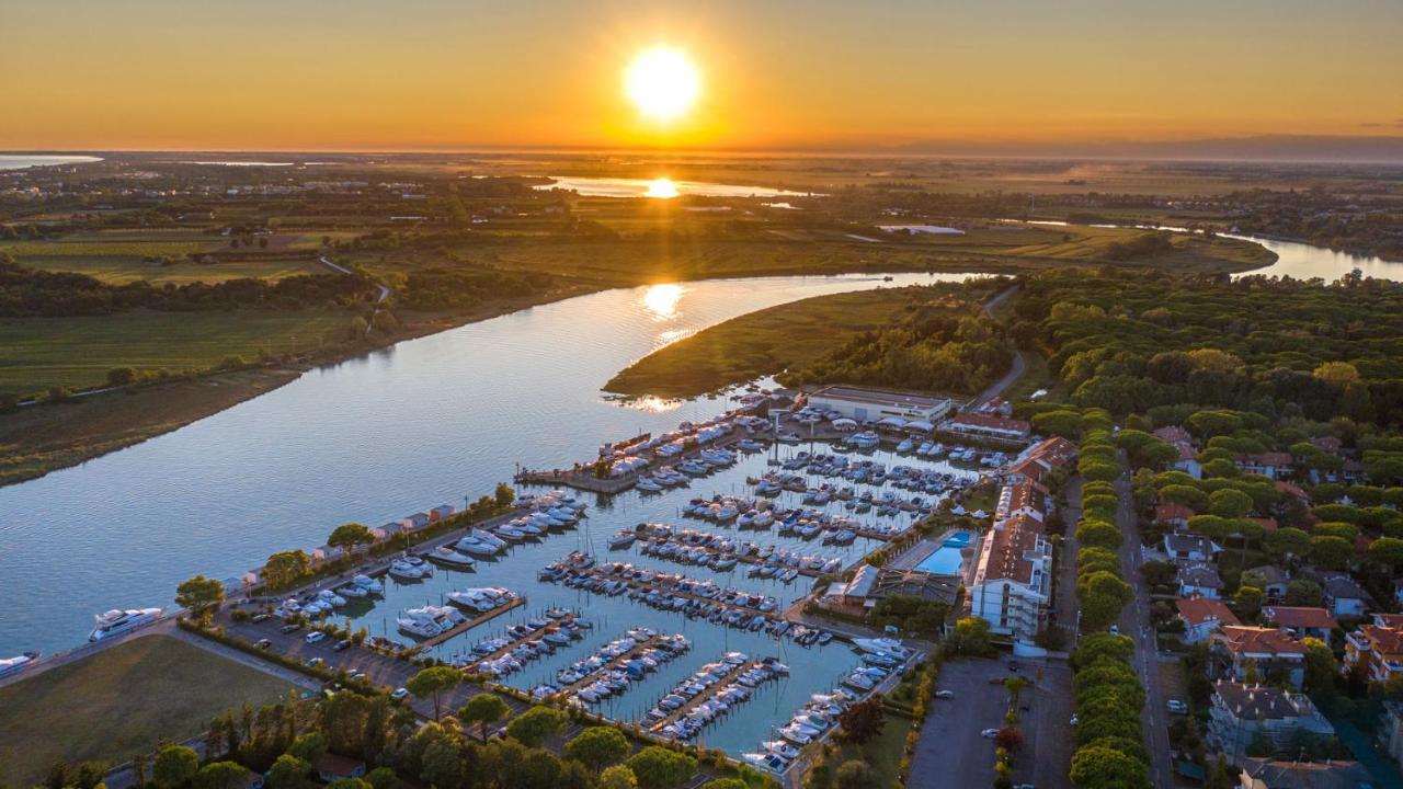 Marina Uno View Apartment Lignano Sabbiadoro Exterior foto
