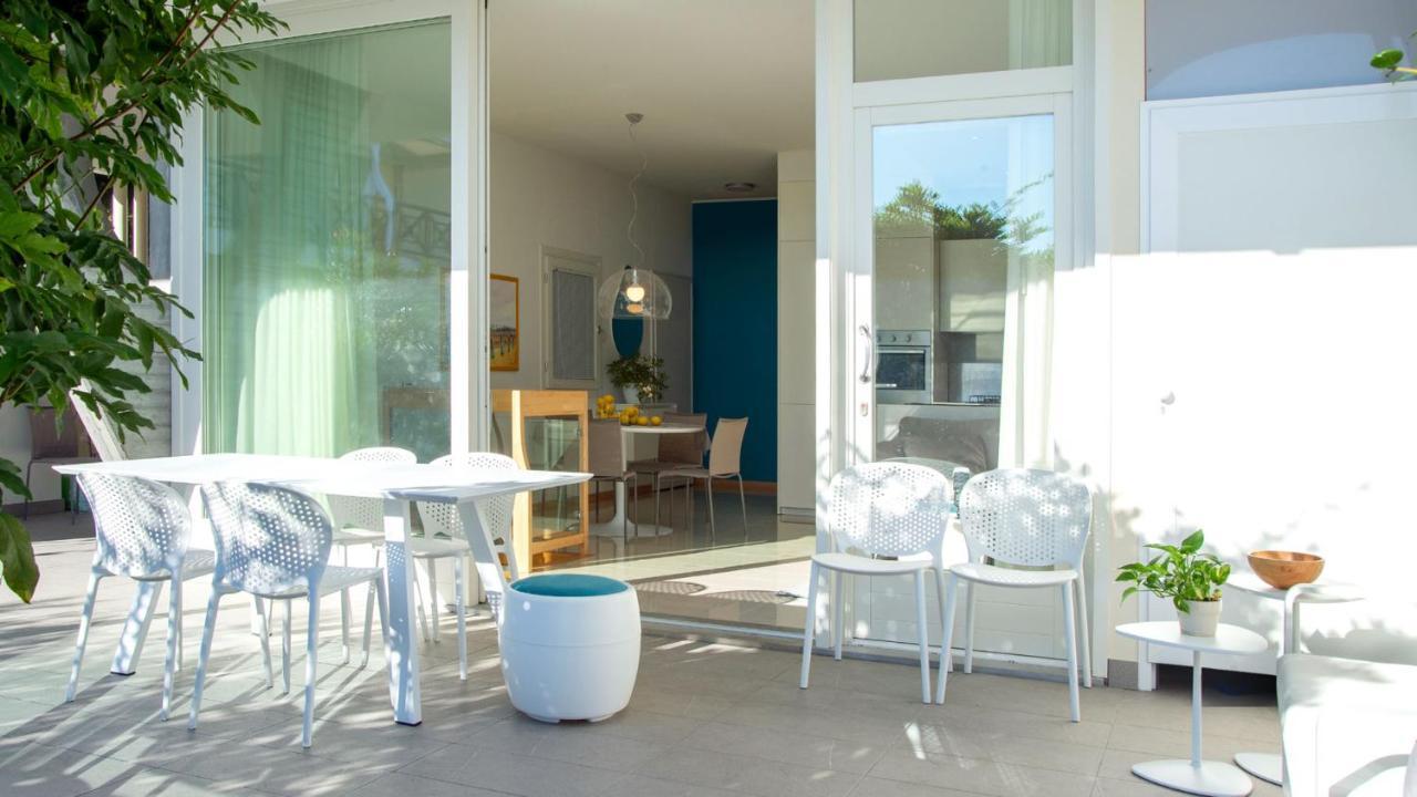Marina Uno View Apartment Lignano Sabbiadoro Exterior foto